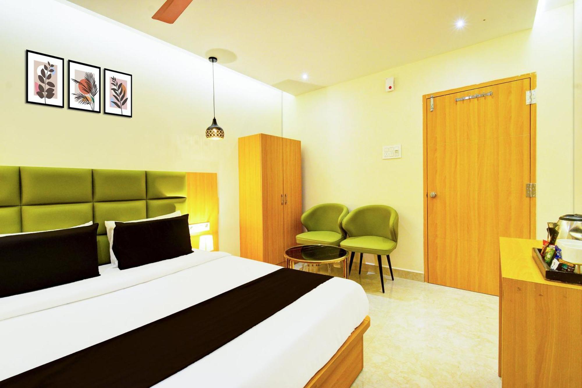 Hotel O Svs Suites Luxury Rooms Trimulgherry Εξωτερικό φωτογραφία