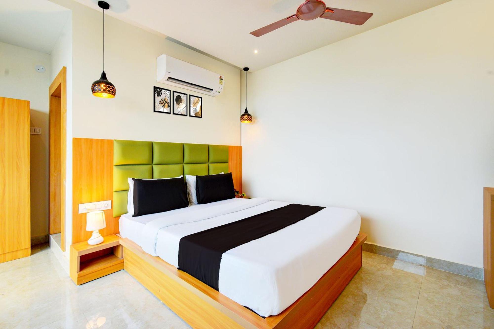 Hotel O Svs Suites Luxury Rooms Trimulgherry Εξωτερικό φωτογραφία