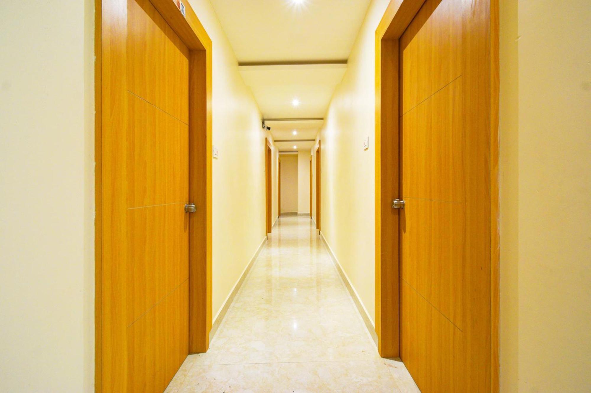 Hotel O Svs Suites Luxury Rooms Trimulgherry Εξωτερικό φωτογραφία